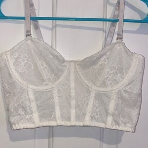 Floral lace underwire crop top